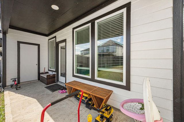 12313 Churchill Downs Drive, Houston, TX 77047