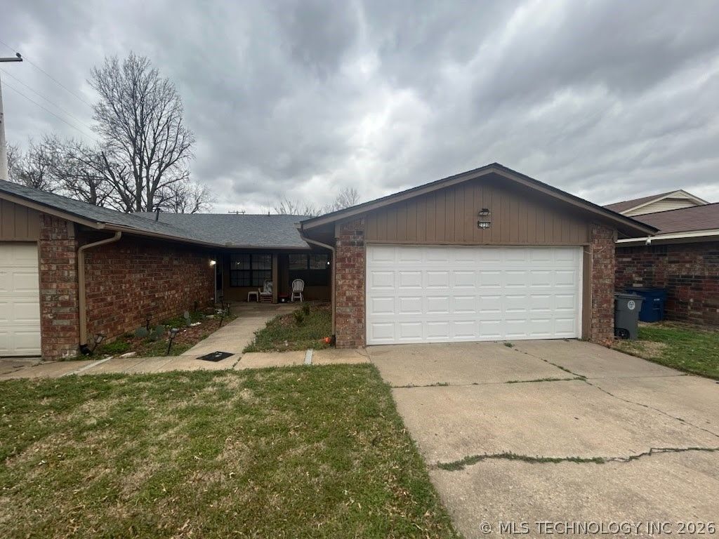 2730 S Louisville Avenue, Tulsa, OK 74114