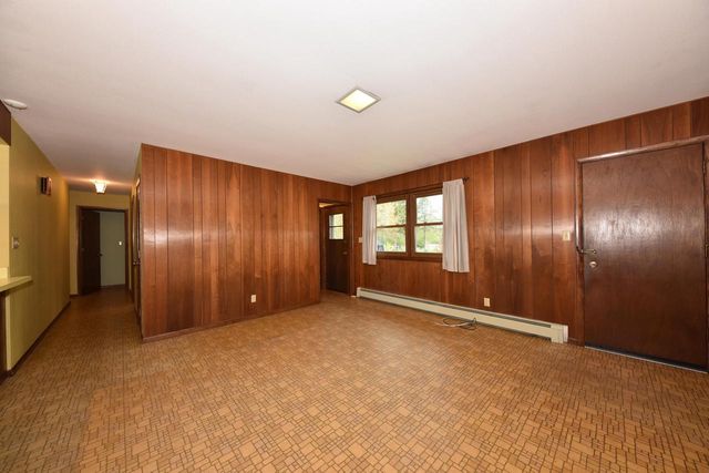 2789 Hillcrest DRIVE, Hartford, WI 53027