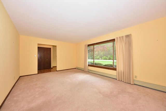 2789 Hillcrest DRIVE, Hartford, WI 53027
