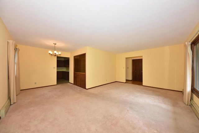 2789 Hillcrest DRIVE, Hartford, WI 53027