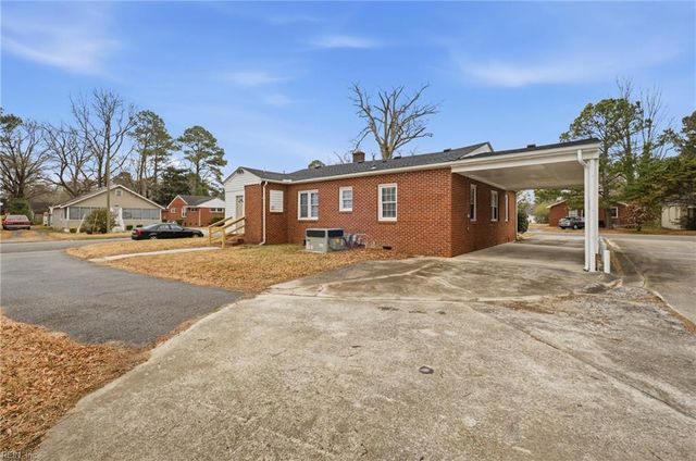 411 S College DR, Franklin, VA 23851