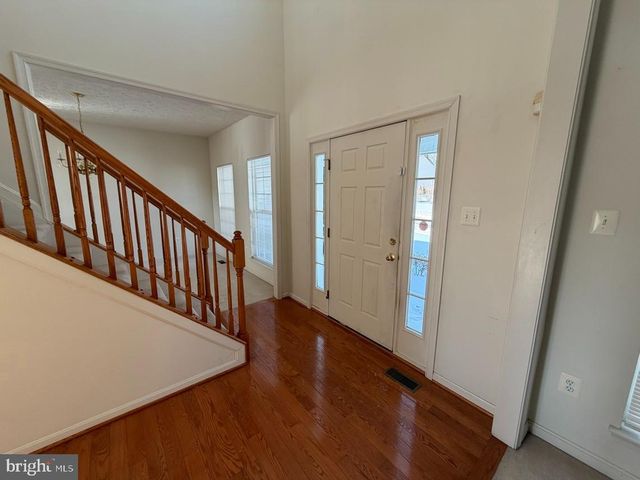 650 CLYDESDALE DR, York, PA 17402