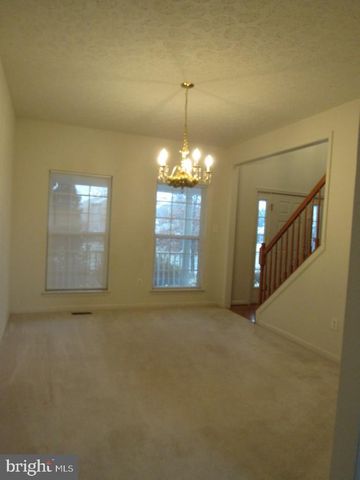 650 CLYDESDALE DR, York, PA 17402