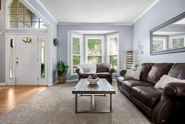 8215 W 129th Terrace, Overland Park, KS 66213