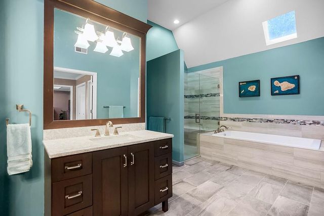 8215 W 129th Terrace, Overland Park, KS 66213