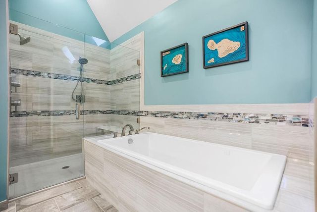 8215 W 129th Terrace, Overland Park, KS 66213