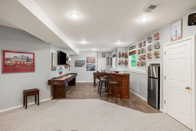 8215 W 129th Terrace, Overland Park, KS 66213