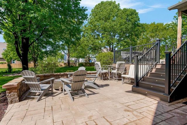8215 W 129th Terrace, Overland Park, KS 66213