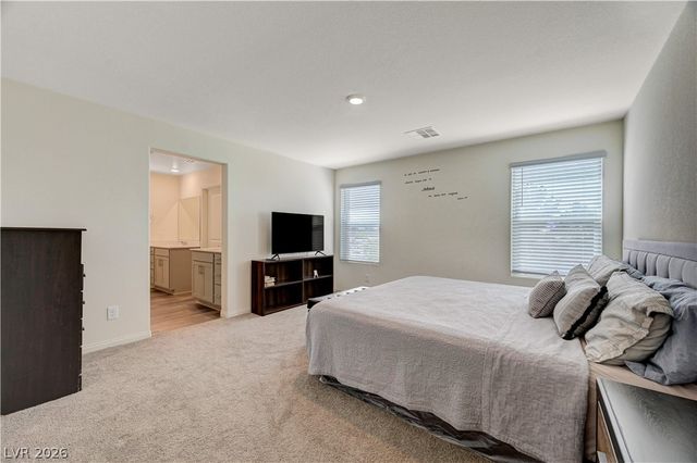 6545 Cinnamon Hazelnut Street, North Las Vegas, NV 89084