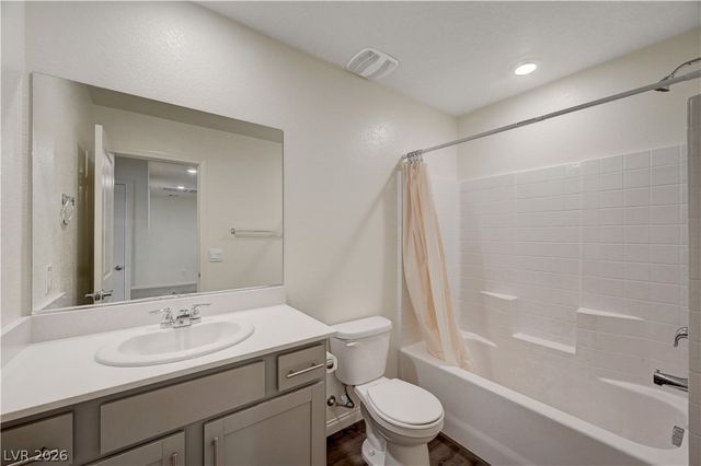 6545 Cinnamon Hazelnut Street, North Las Vegas, NV 89084