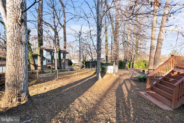 4914 WYCLIFF LN, Fairfax, VA 22032