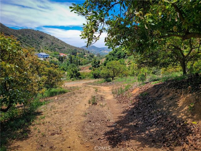 45100 La Cruz Drive, Temecula, CA 92590