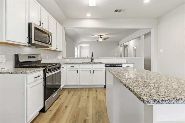 118 Bobcat Bend, Huntsville, TX 77320