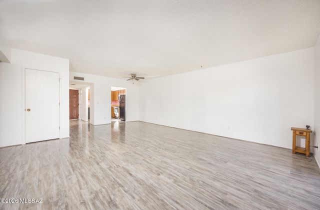 679 S Pantano Pw Parkway S, Tucson, AZ 85710