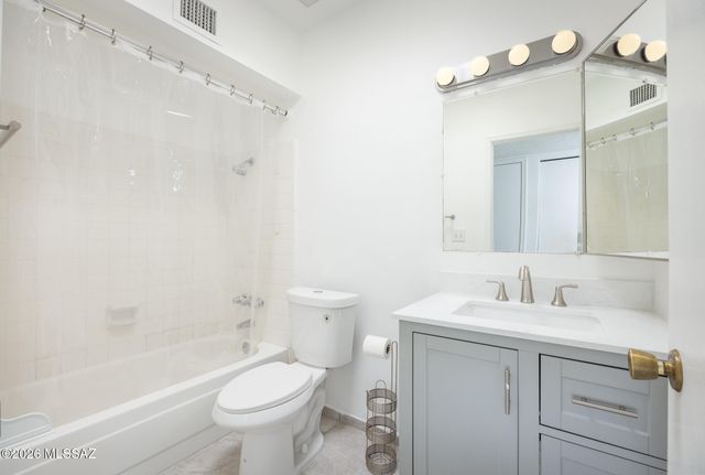 679 S Pantano Pw Parkway S, Tucson, AZ 85710