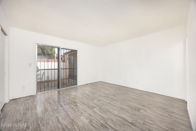 679 S Pantano Pw Parkway S, Tucson, AZ 85710