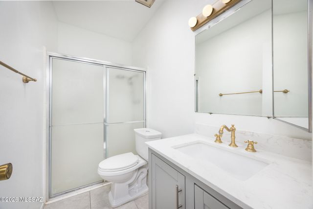 679 S Pantano Pw Parkway S, Tucson, AZ 85710