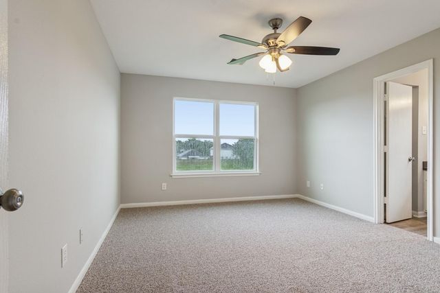 5607 Violet Path Lane, Houston, TX 77085