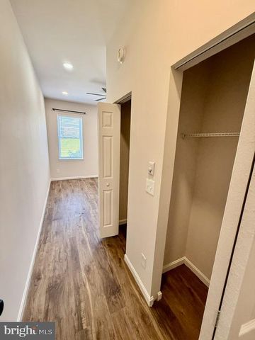 1923 E BALTIMORE ST, Baltimore, MD 21231