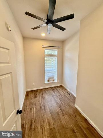 1923 E BALTIMORE ST, Baltimore, MD 21231