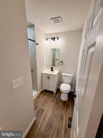 1923 E BALTIMORE ST, Baltimore, MD 21231