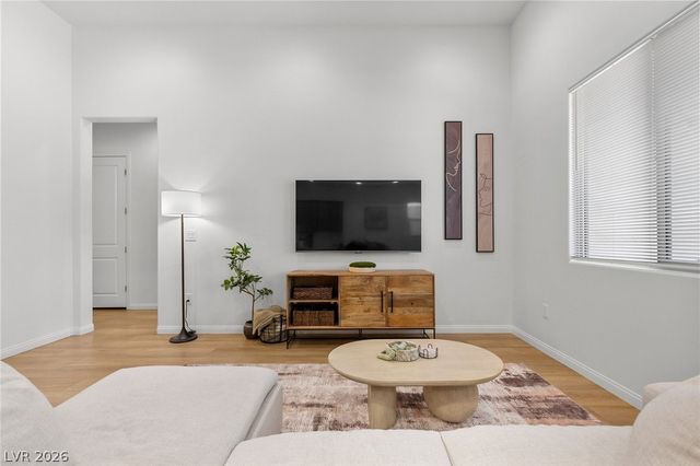 10141 Zeta Tucana Street, Las Vegas, NV 89143