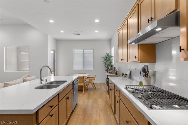 10141 Zeta Tucana Street, Las Vegas, NV 89143