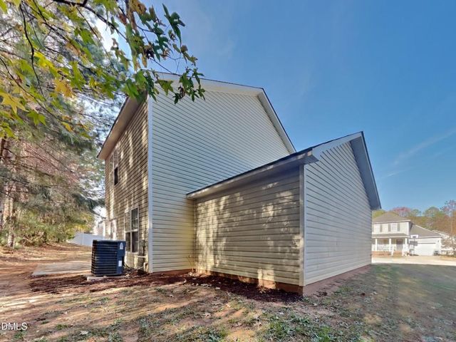 128 Randolph Drive, Clayton, NC 27520