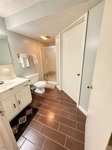 350 W Wildwood Drive, Parkersburg, WV 26101