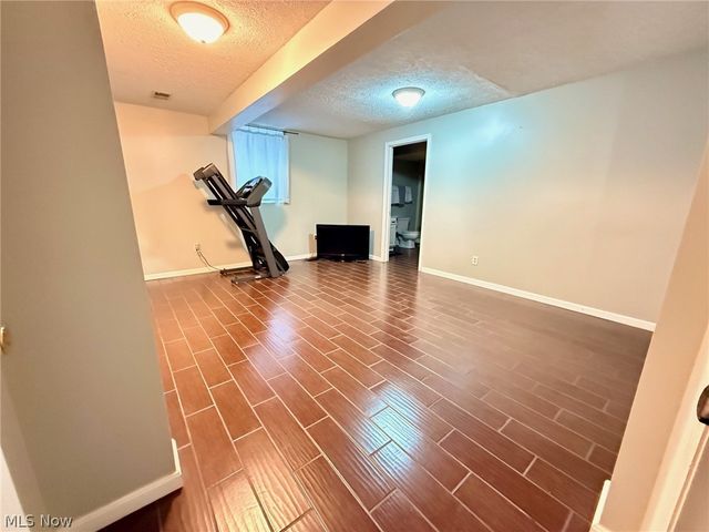 350 W Wildwood Drive, Parkersburg, WV 26101