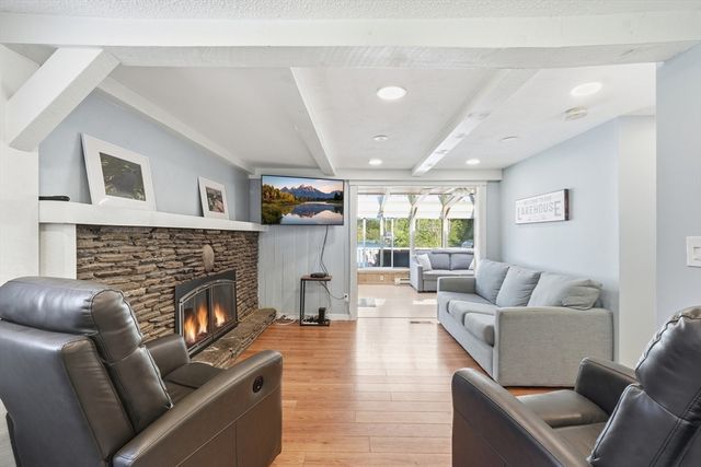45 Hollywood Drive, Charlton, MA 01507