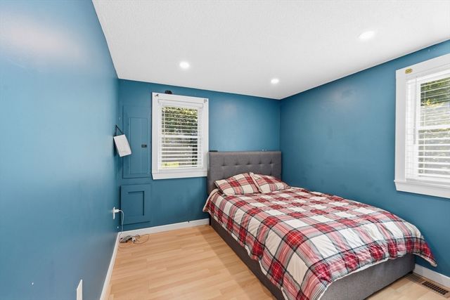 45 Hollywood Drive, Charlton, MA 01507