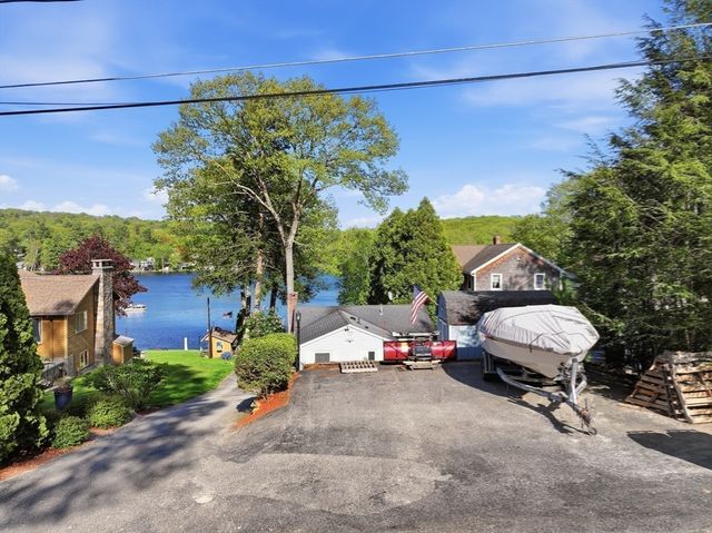 45 Hollywood Drive, Charlton, MA 01507
