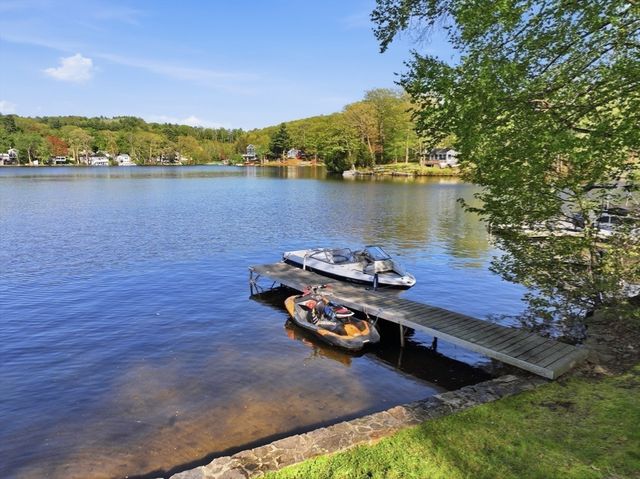 45 Hollywood Drive, Charlton, MA 01507