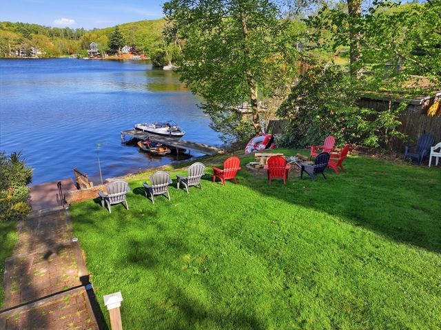 45 Hollywood Drive, Charlton, MA 01507