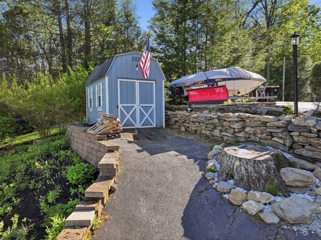 45 Hollywood Drive, Charlton, MA 01507