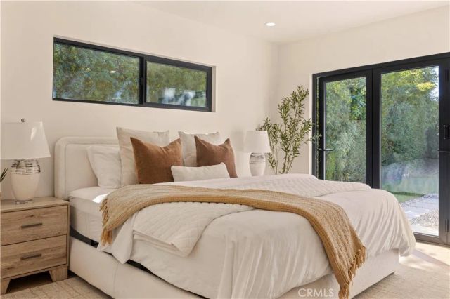5747 Bevis Avenue, Sherman Oaks, CA 91411