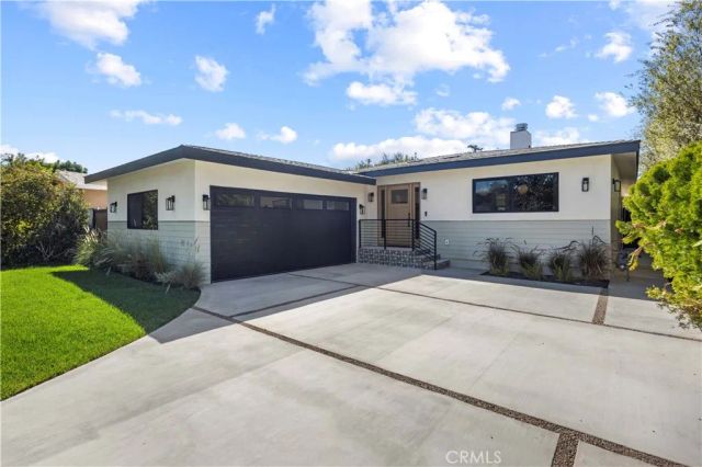 5747 Bevis Avenue, Sherman Oaks, CA 91411