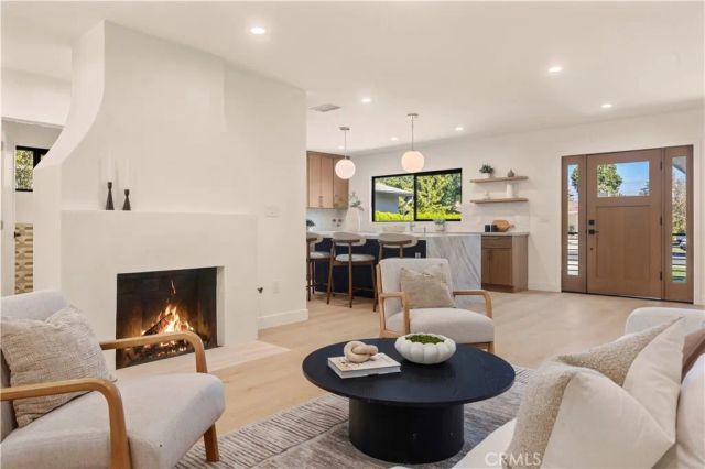 5747 Bevis Avenue, Sherman Oaks, CA 91411