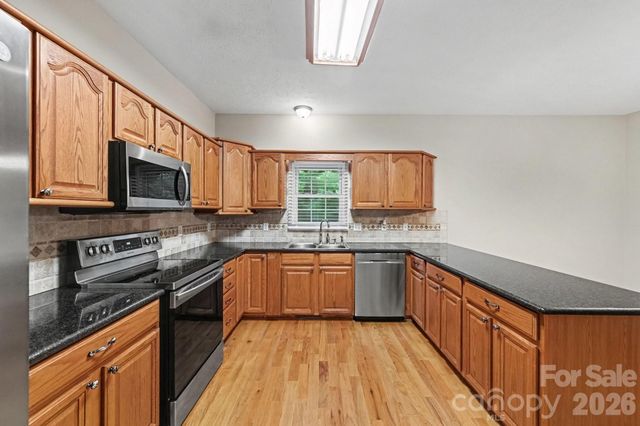 1703 Running Deer Drive NW, Conover, NC 28613