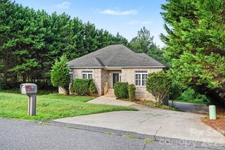 1703 Running Deer Drive NW, Conover, NC 28613