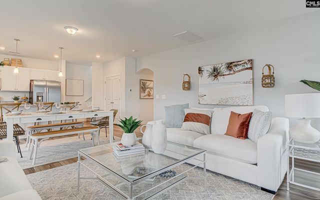 318 Bangalore Way, Gilbert, SC 29054