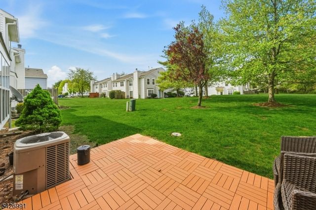 95 Almond Dr, Franklin Twp., NJ 08873
