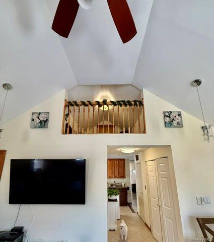 106 E 7th Road, Broad Channel, NY 11693