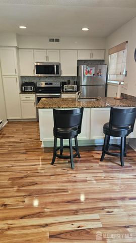 449-B Closter Road B, Monroe, NJ 08831