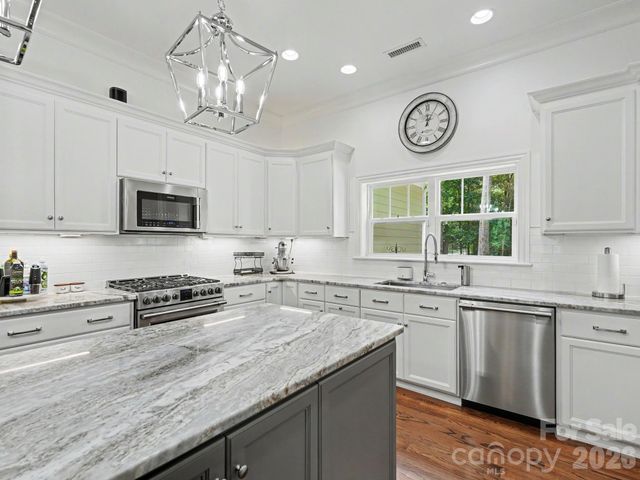 9560 Regent Drive, Davidson, NC 28036