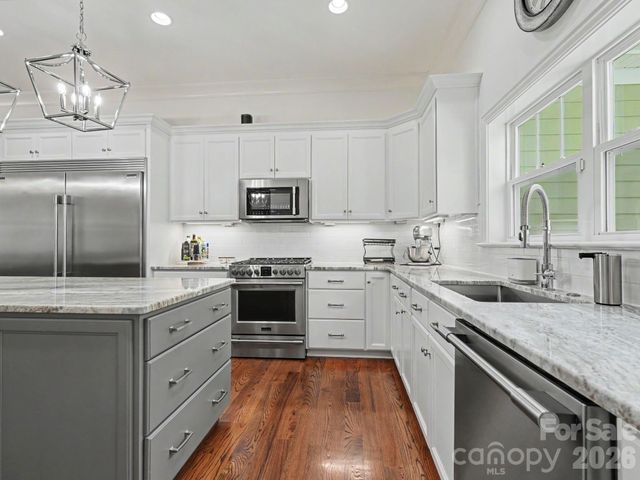 9560 Regent Drive, Davidson, NC 28036