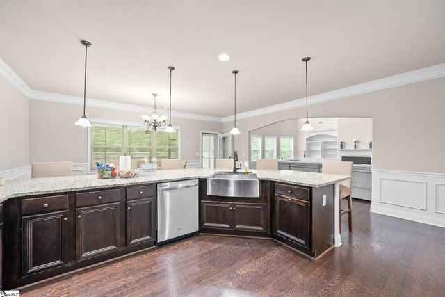 15 Foxmoor Court, Simpsonville, SC 29680