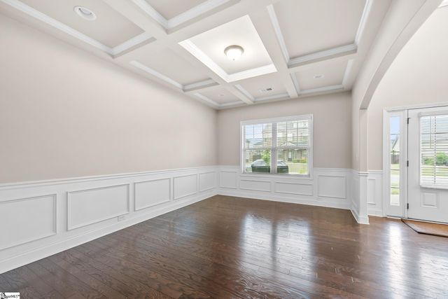 15 Foxmoor Court, Simpsonville, SC 29680